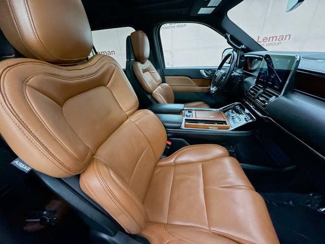 Used 2019 Lincoln Navigator Reserve w/ Cargo Package AWD/4WD image 31