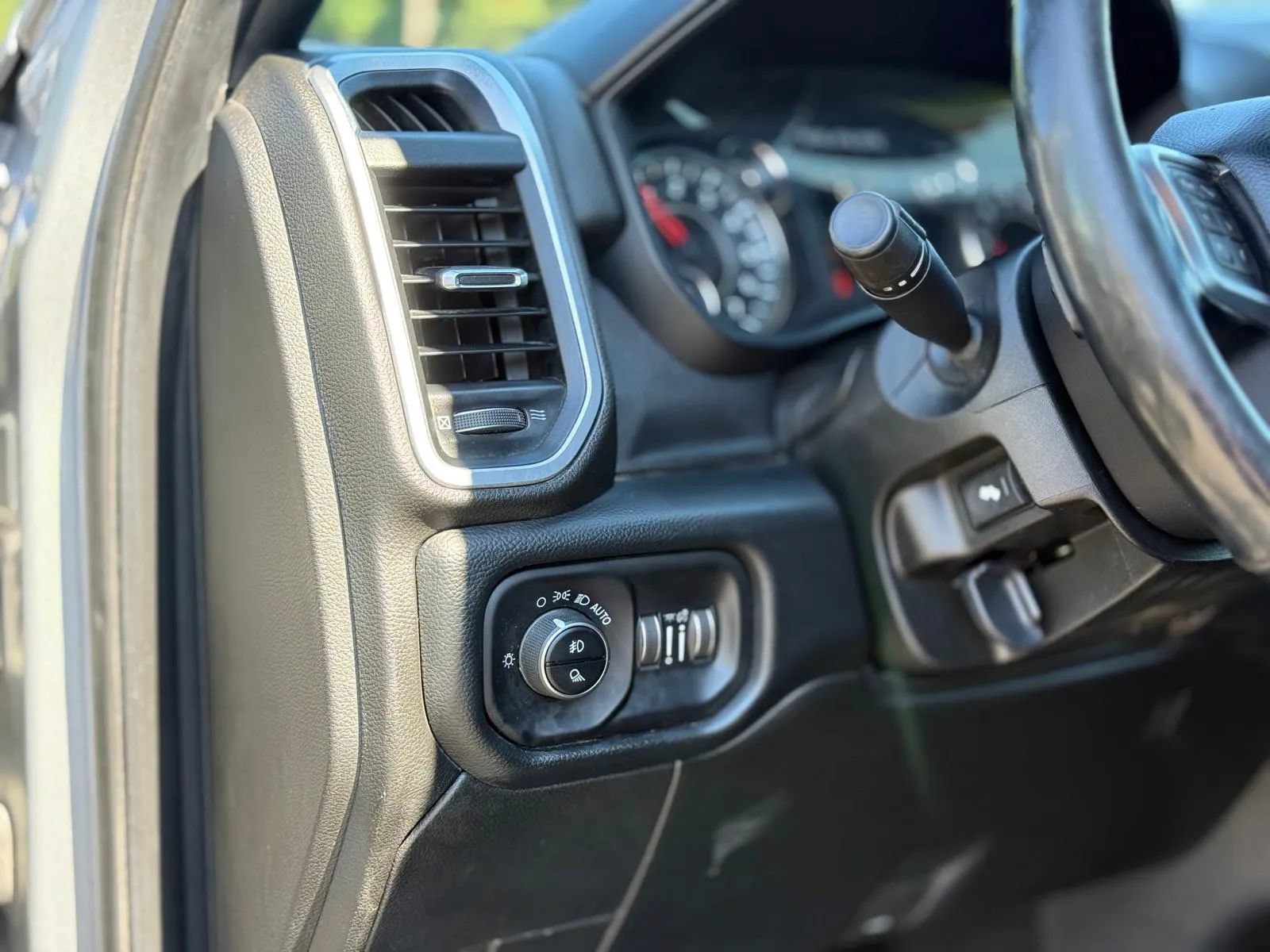 Used 2019 RAM 2500 Big Horn AWD/4WD image 10