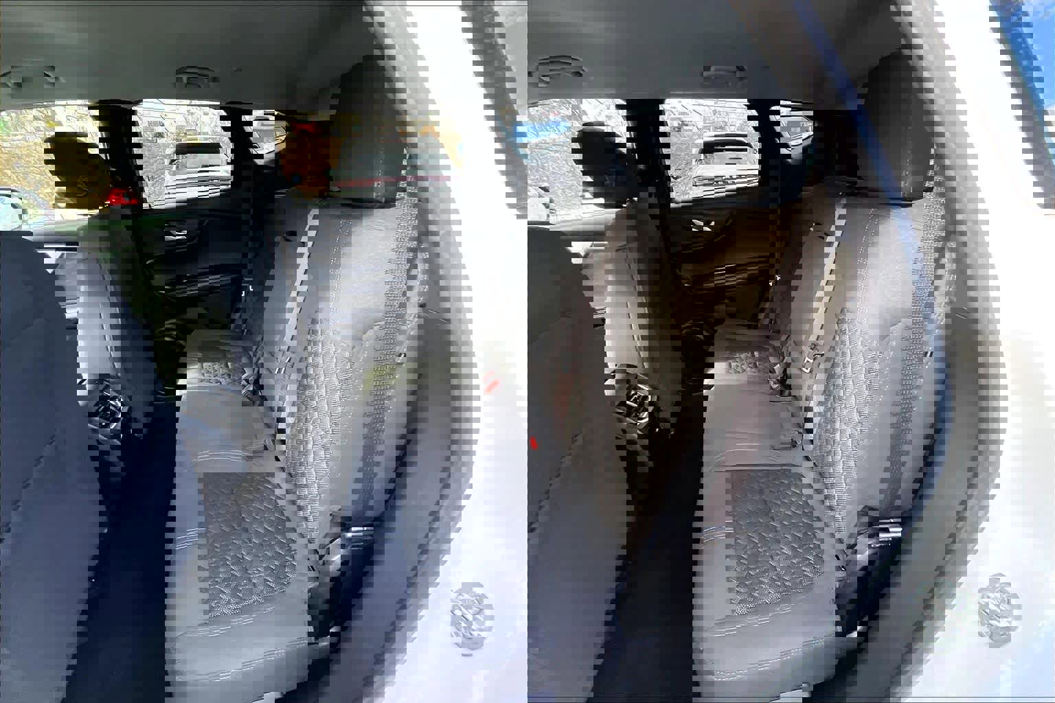 Used 2022 Chevrolet Blazer LT image 19