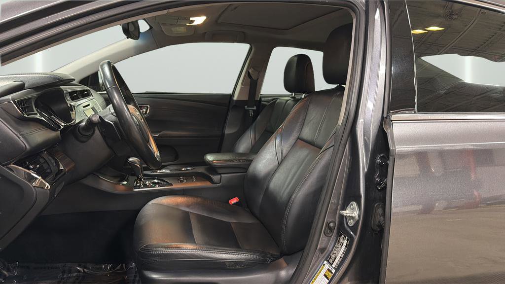 Used 2013 Toyota Avalon XLE Touring image 31
