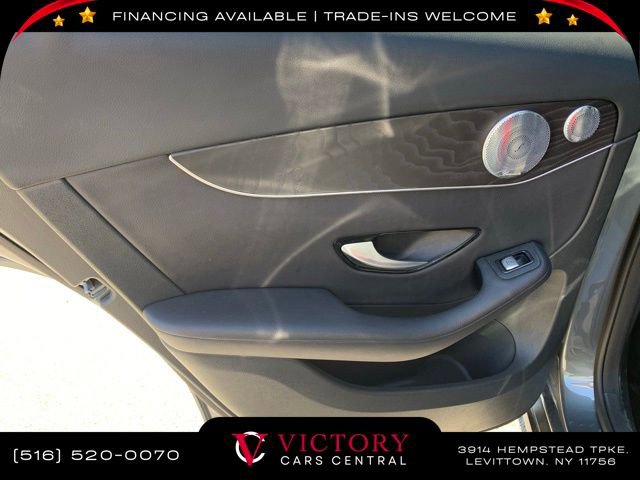 Used 2018 Mercedes-Benz GLC 300 4MATIC w/ Premium Package image 14