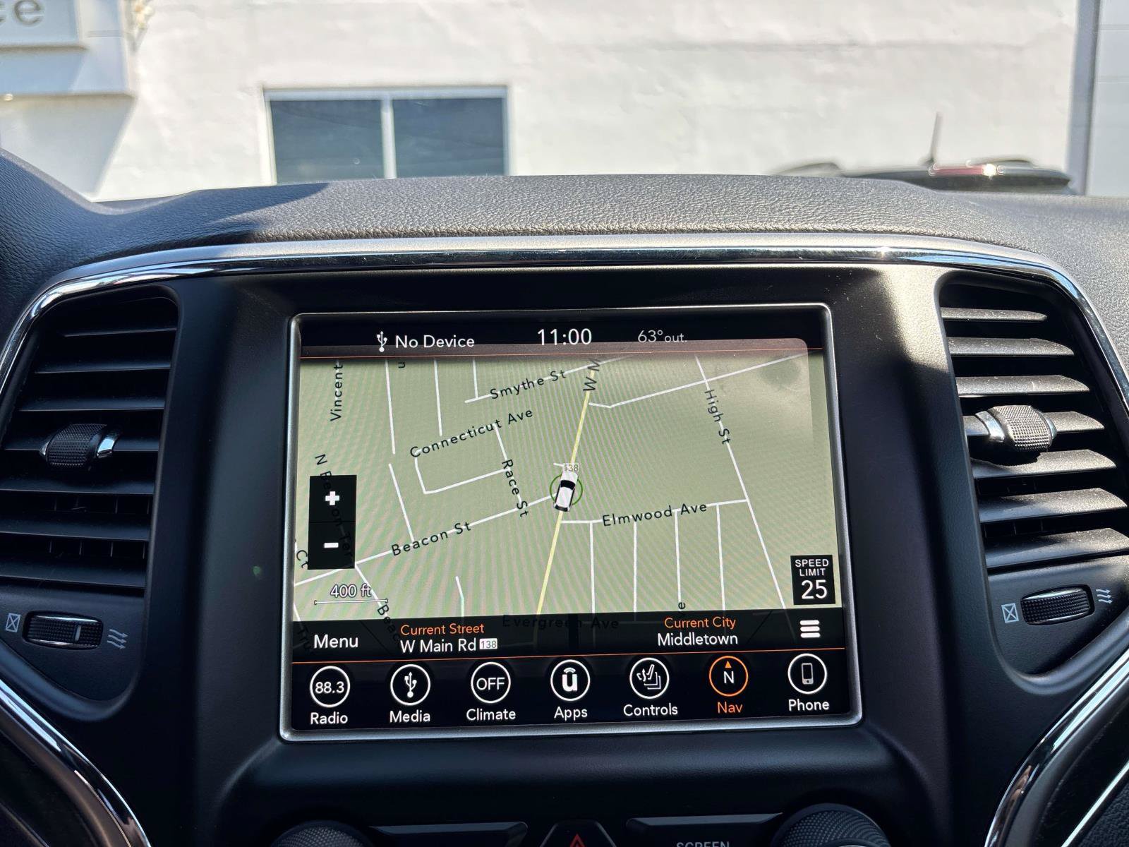 Certified 2018 Jeep Grand Cherokee Limited AWD/4WD image 24