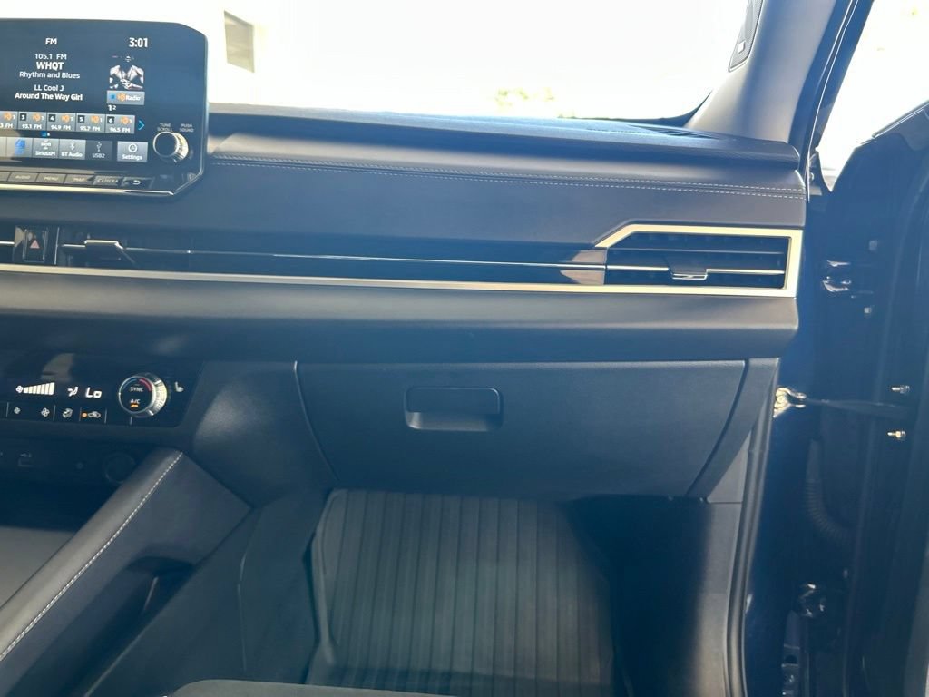Used 2024 Mitsubishi Outlander FWD image 26