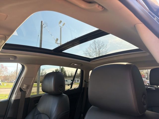 Used 2020 Buick Envision Essence w/ Experience Buick Package AWD/4WD image 24