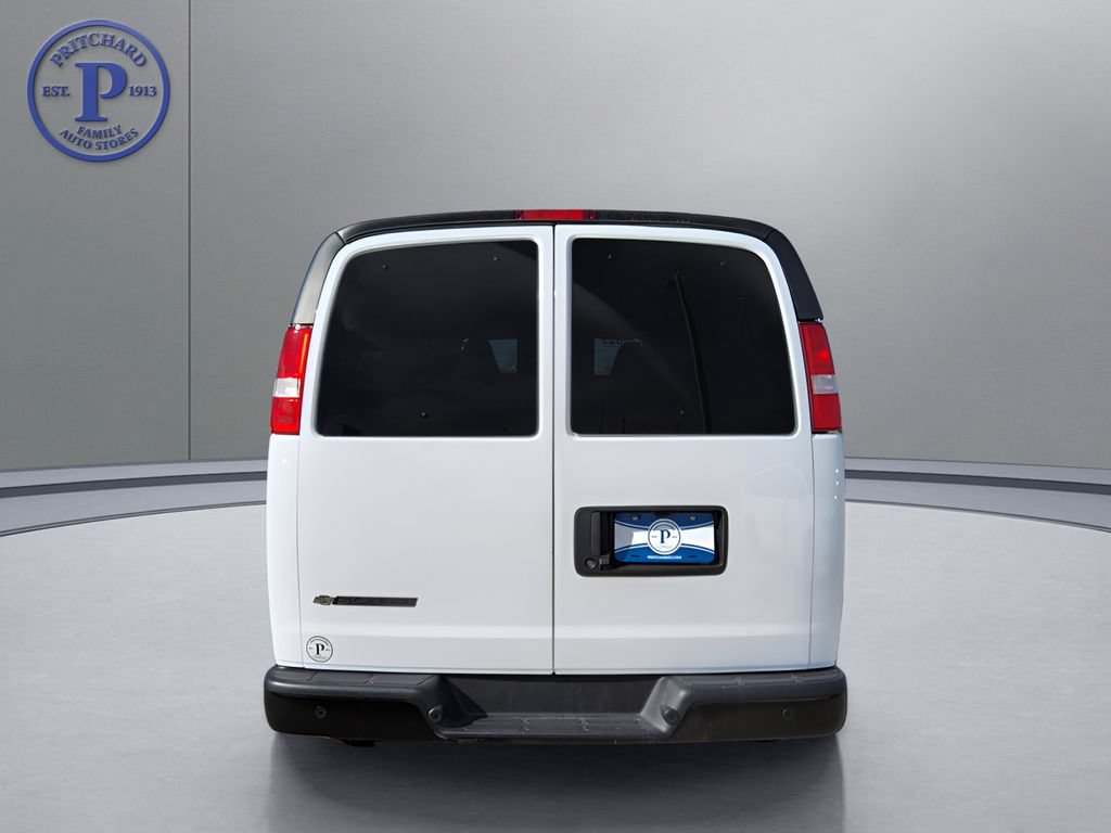 Used 2023 Chevrolet Express 3500 LS RWD image 6