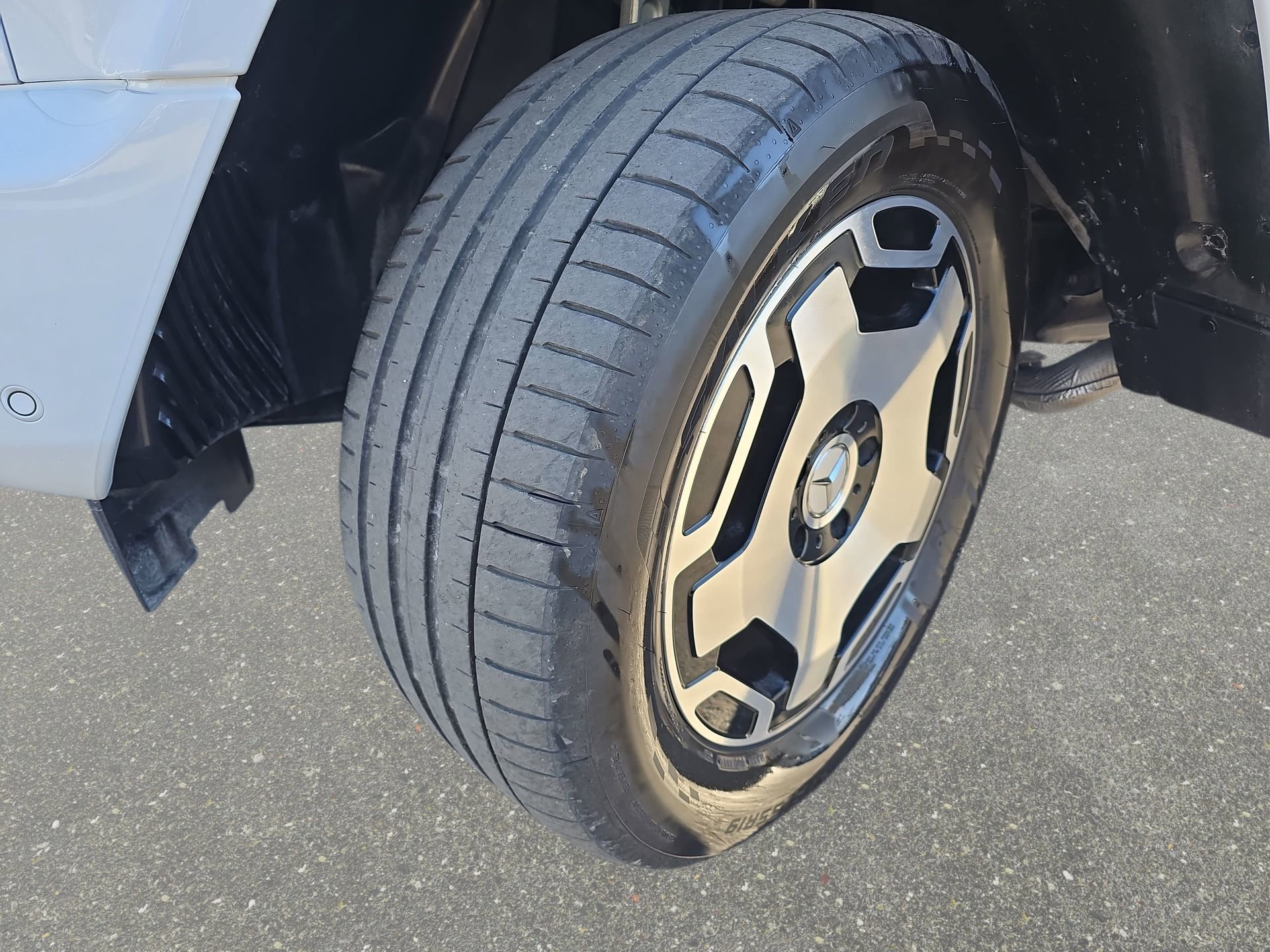 Certified 2025 Mercedes-Benz G 550 G 550 image 30