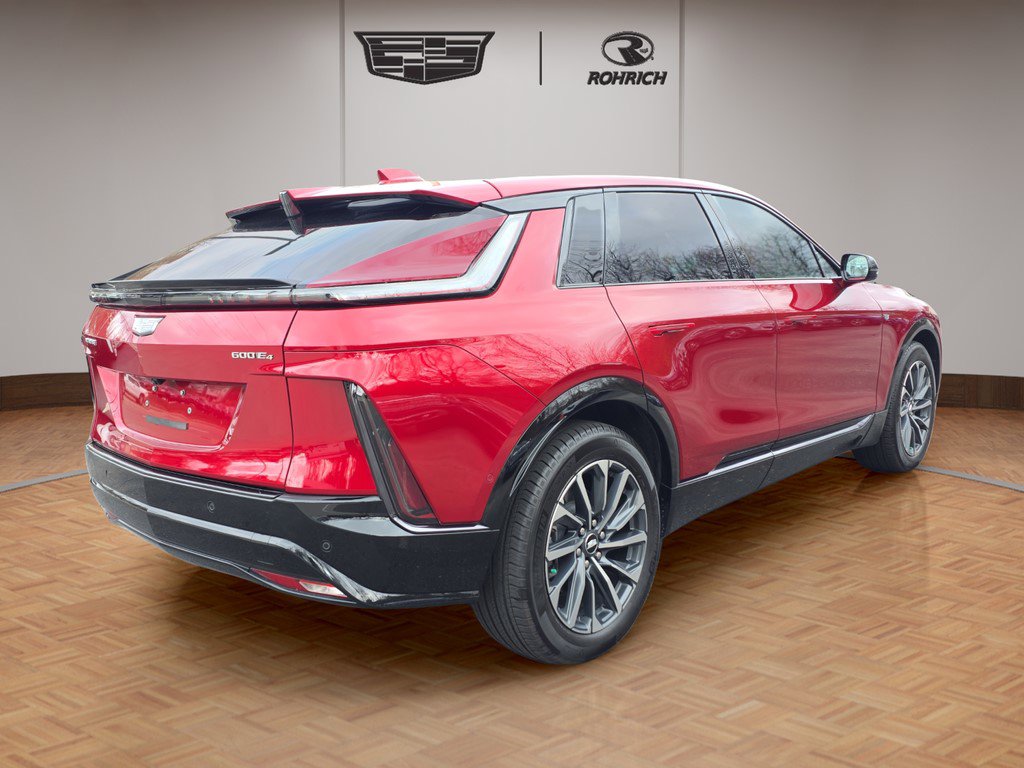 Certified 2025 Cadillac Lyriq Sport image 5