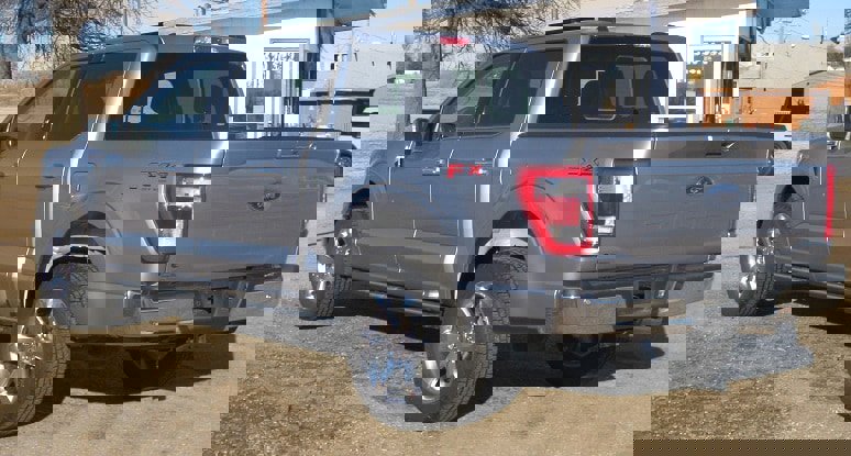 Used 2023 Ford F150 Lariat w/ Equipment Group 502A High AWD/4WD image 3