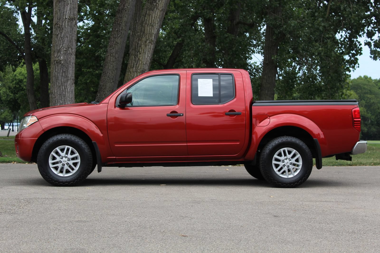 Used 2018 Nissan Frontier SV AWD/4WD image 4