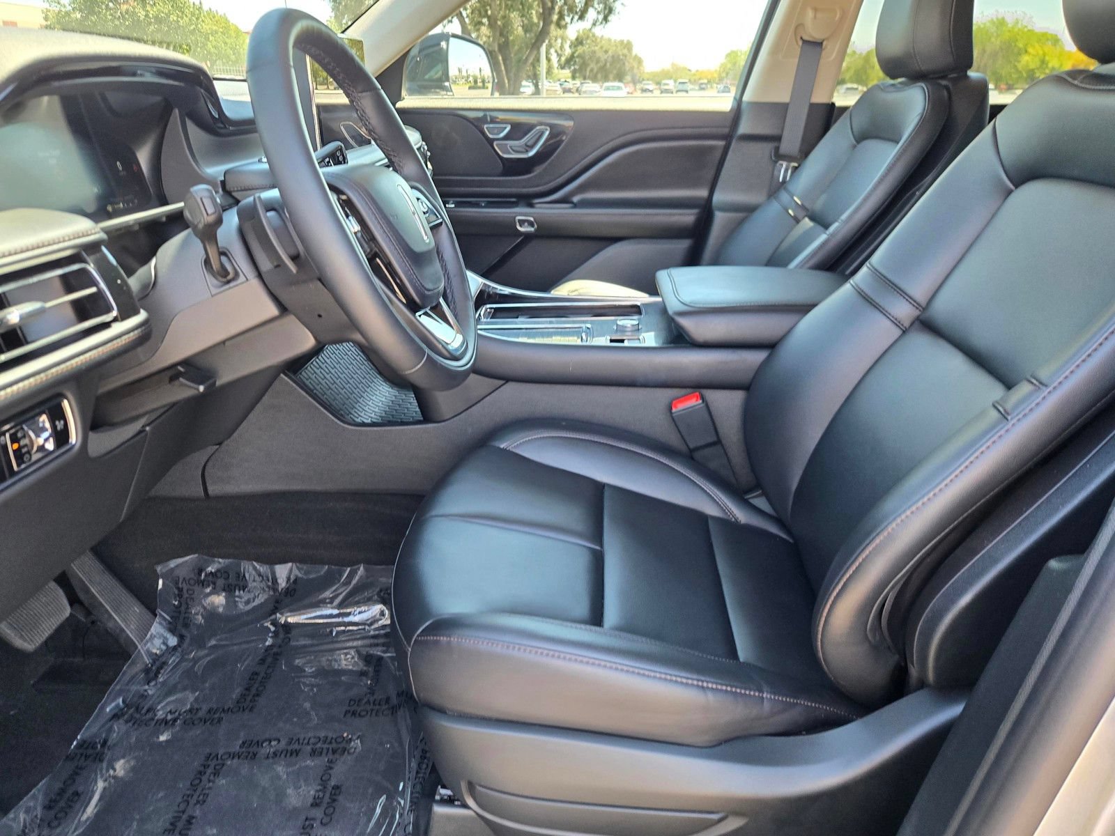 Used 2024 Lincoln Aviator 2WD w/ Premium Package image 23