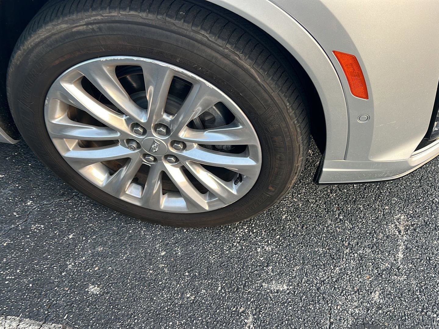 Used 2020 Cadillac XT6 Premium Luxury image 7