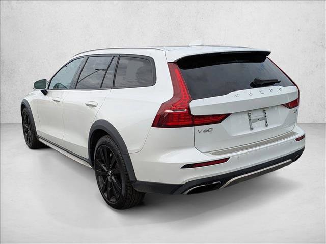 Used 2020 Volvo V60 T5 Cross Country w/ Protection Package Premier image 7