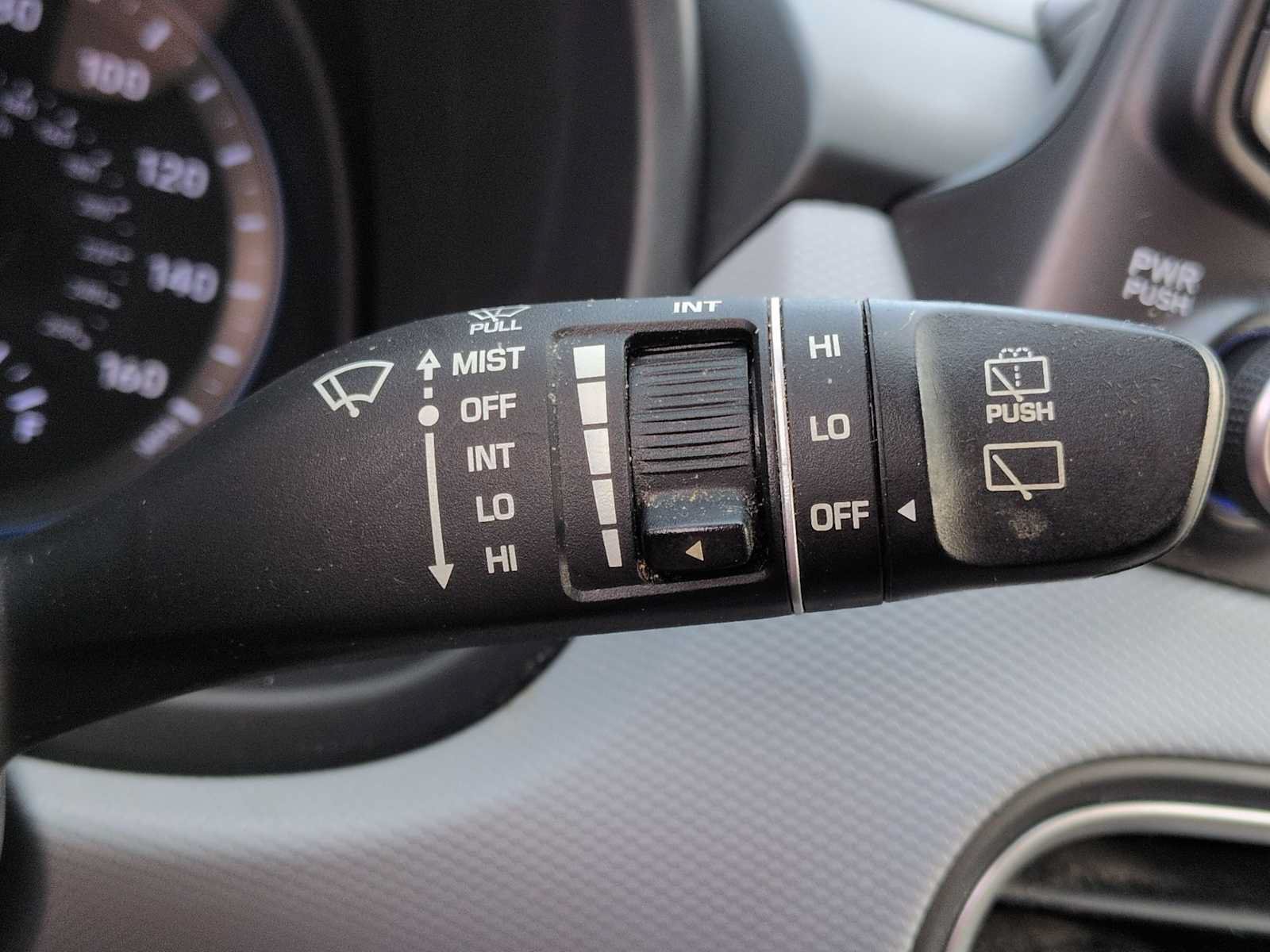 Used 2020 Hyundai Kona SEL w/ Cargo Package FWD image 26