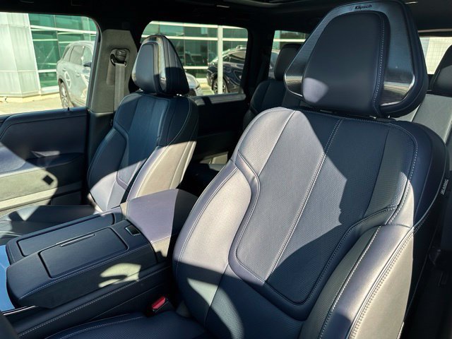 Certified 2026 INFINITI QX80 4WD w/ Sport Exterior Package image 11