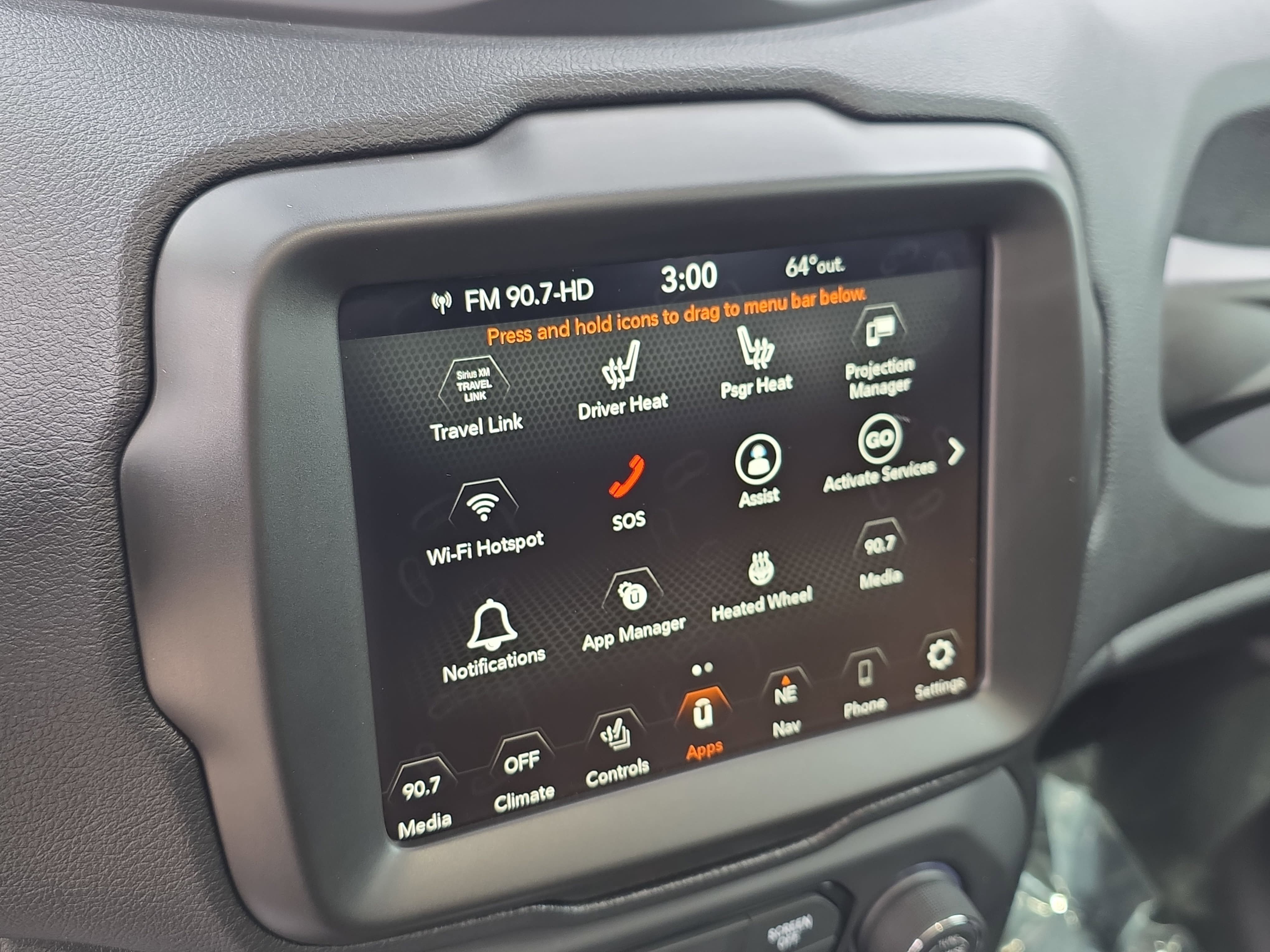 Certified 2023 Jeep Renegade Limited w/ Sun/Sound Group AWD/4WD image 17