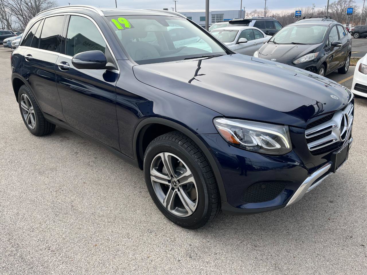 Used 2019 Mercedes-Benz GLC 300 4MATIC w/ Premium Package image 7