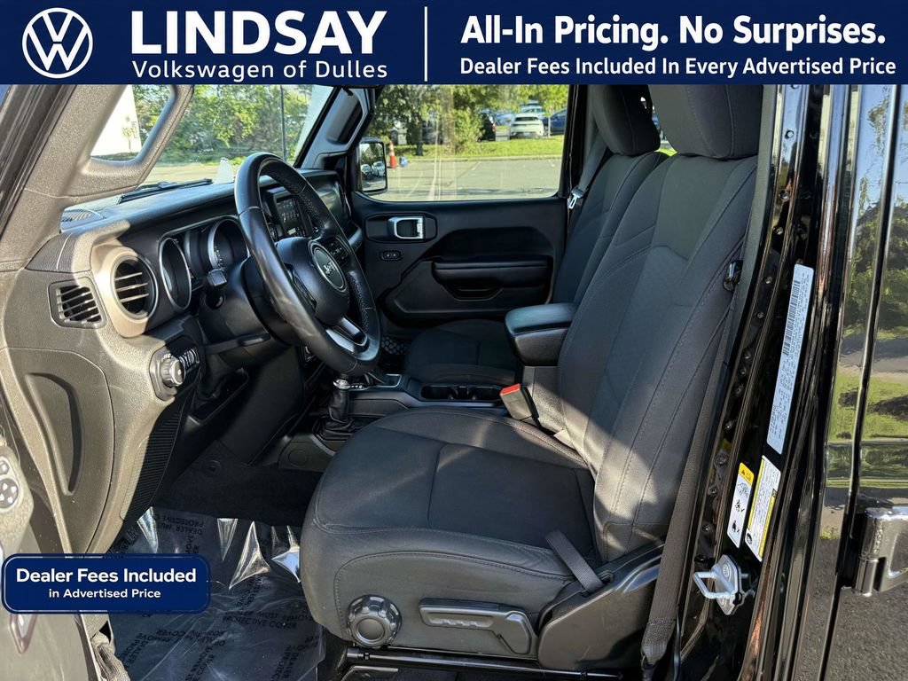 Used 2018 Jeep Wrangler Unlimited Sport S AWD/4WD image 11