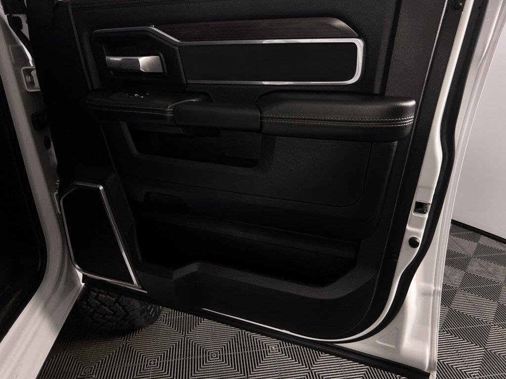 Used 2025 RAM 2500 Laramie image 31