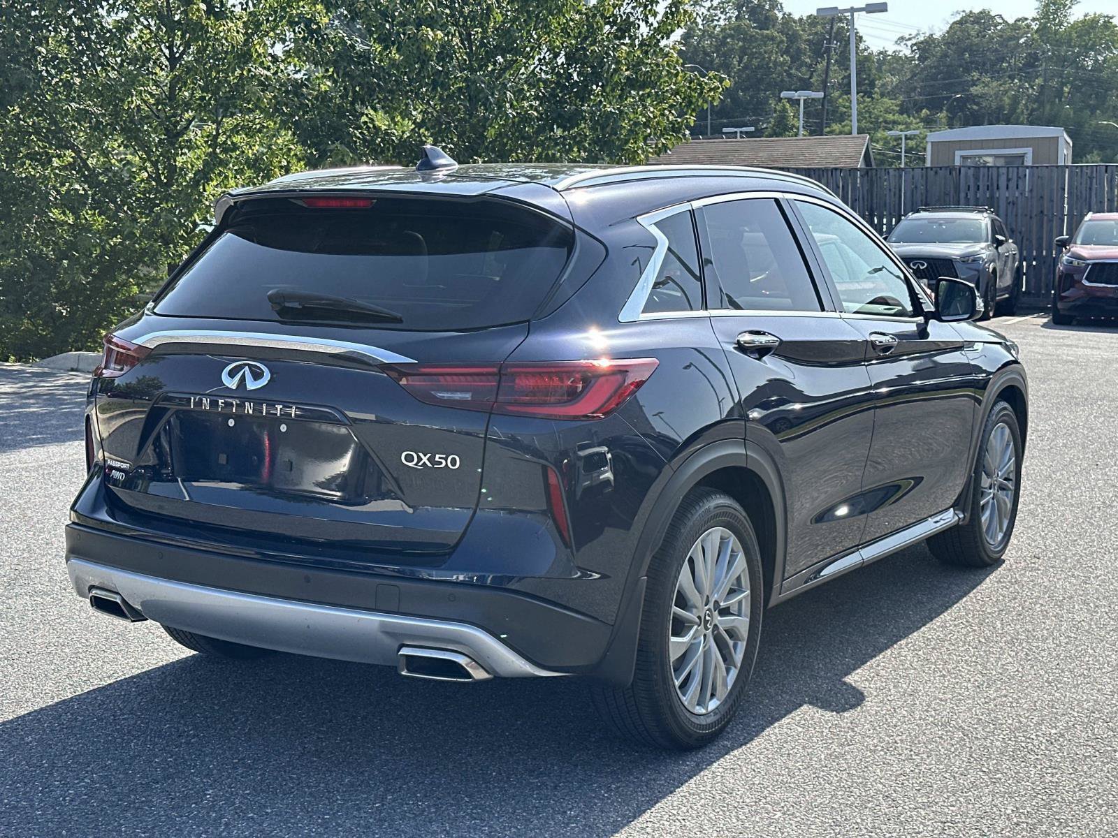 Used 2023 INFINITI QX50 Luxe AWD/4WD image 5