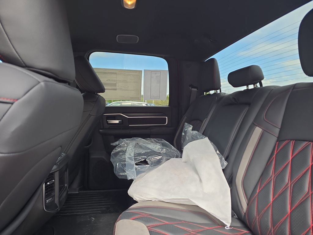New 2026 RAM 2500 Big Horn AWD/4WD image 24