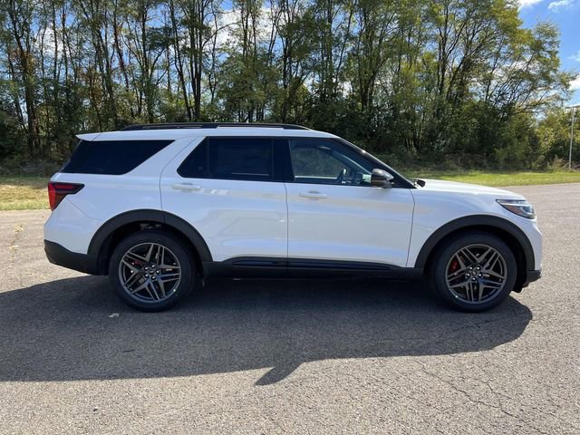 New 2026 Ford Explorer ST image 10