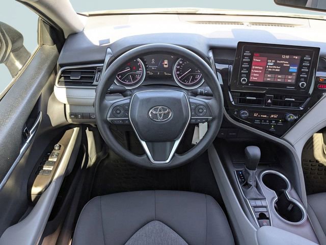Used 2022 Toyota Camry LE image 14