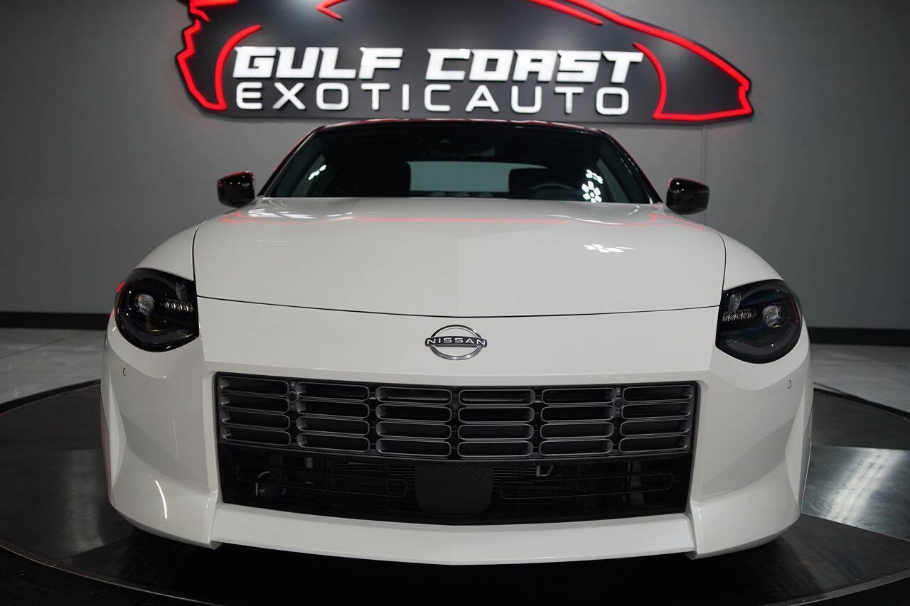 Used 2025 Nissan Z Sport w/ Floor Mat Package RWD image 13
