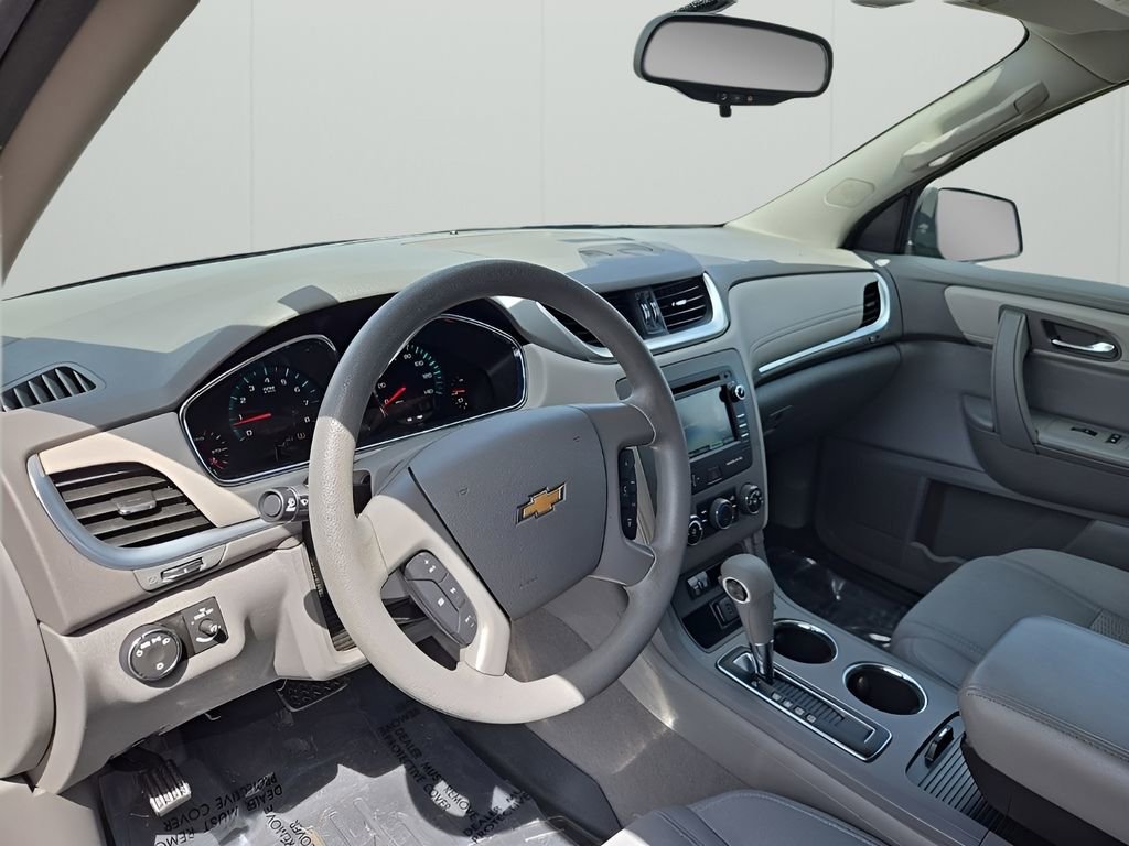Used 2017 Chevrolet Traverse LS FWD image 11
