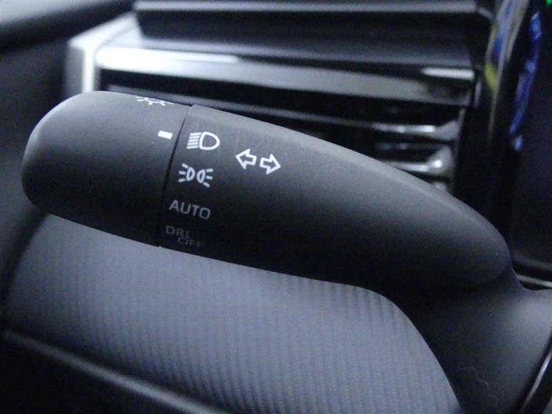 Used 2026 Toyota Camry SE FWD image 17