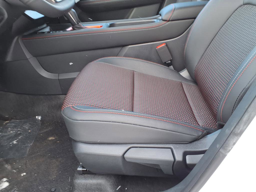 New 2026 Nissan Kicks SR w/ Cold Weather Package image 41