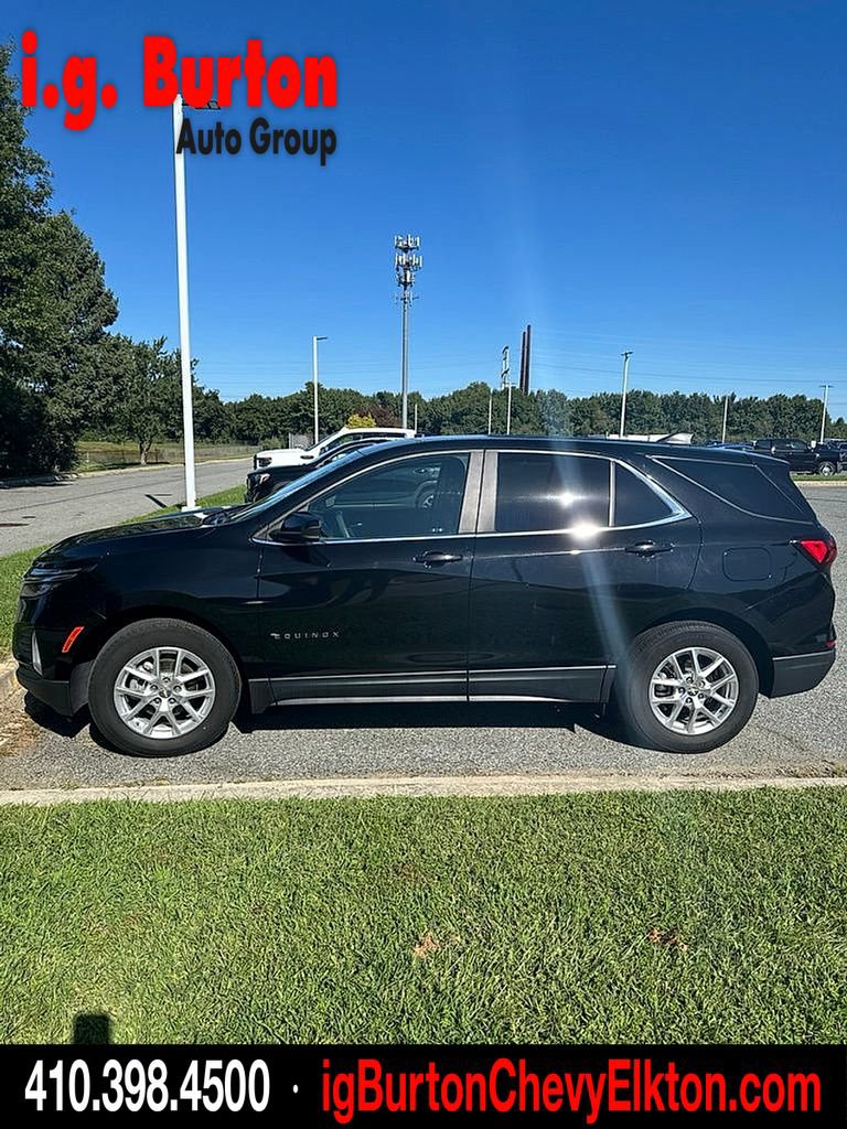 Used 2022 Chevrolet Equinox LT FWD image 2