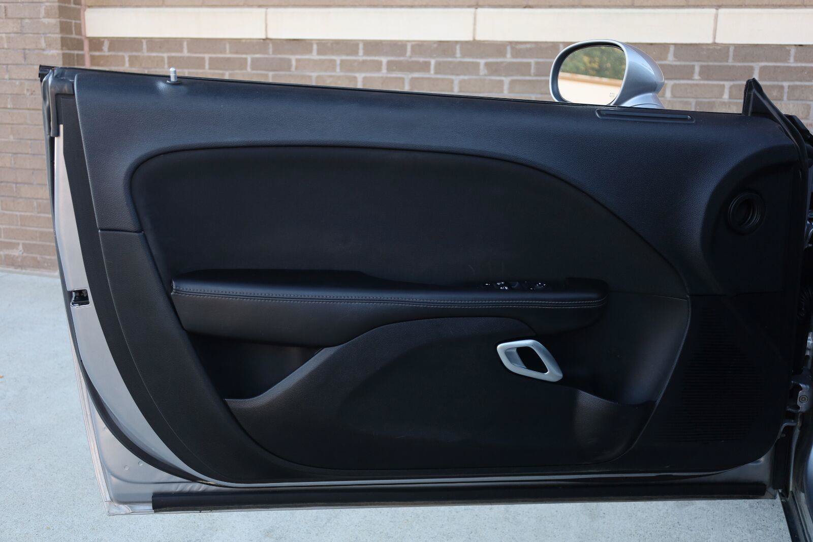 Used 2018 Dodge Challenger R/T RWD image 18