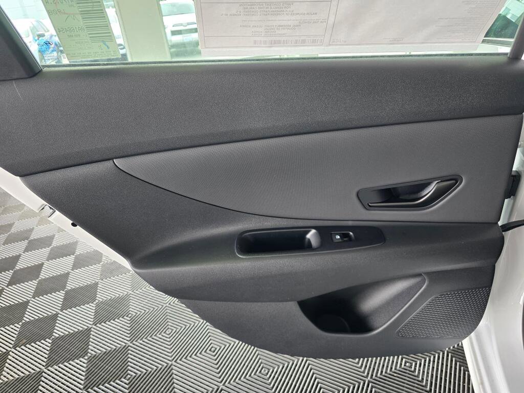 New 2026 Hyundai Elantra SEL Sport image 35