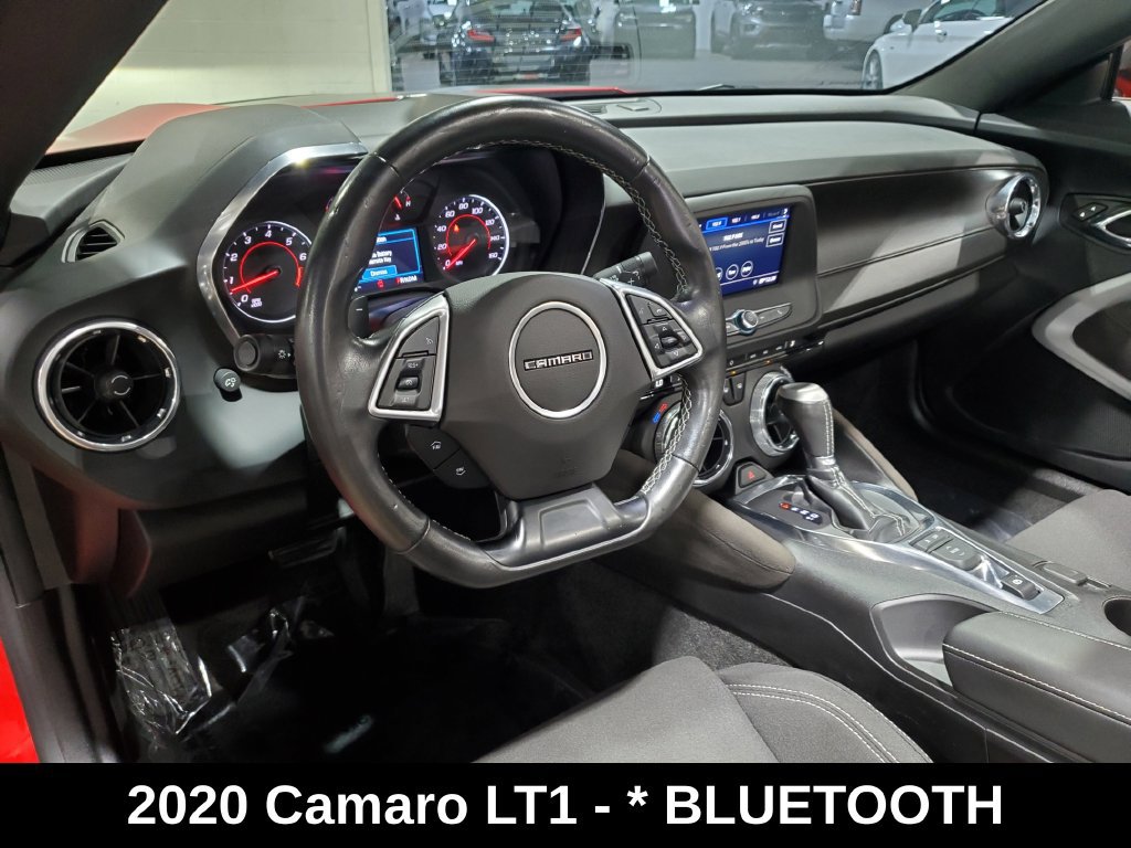 Used 2020 Chevrolet Camaro LT RWD image 7