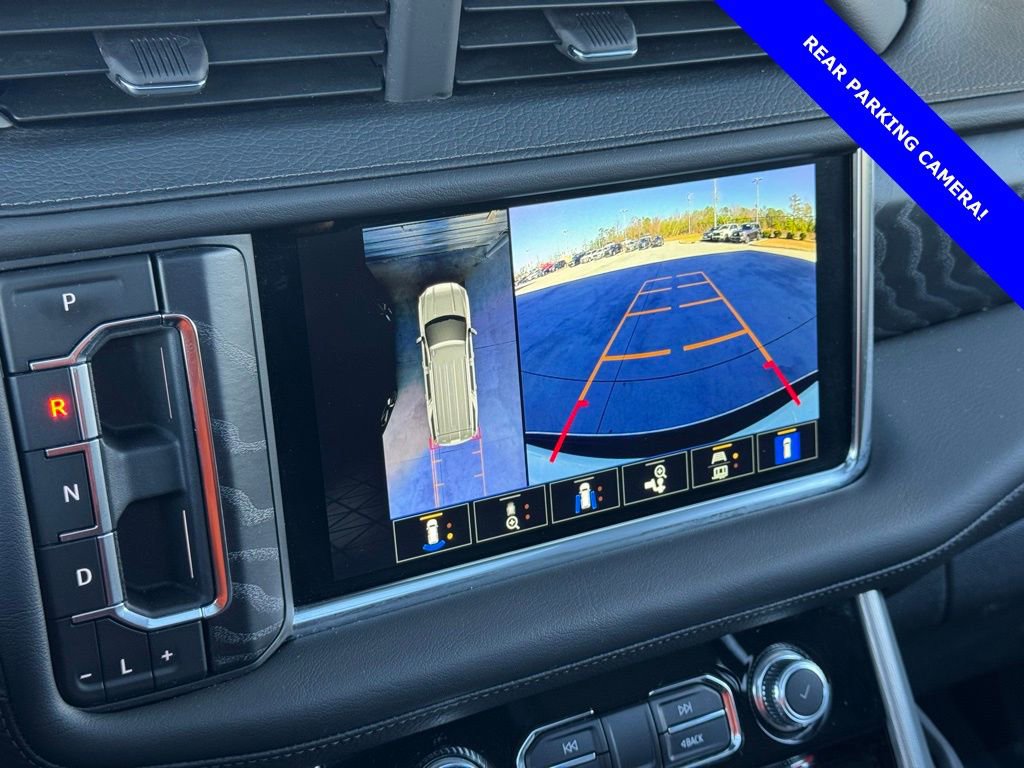 Used 2024 GMC Yukon XL Denali image 4