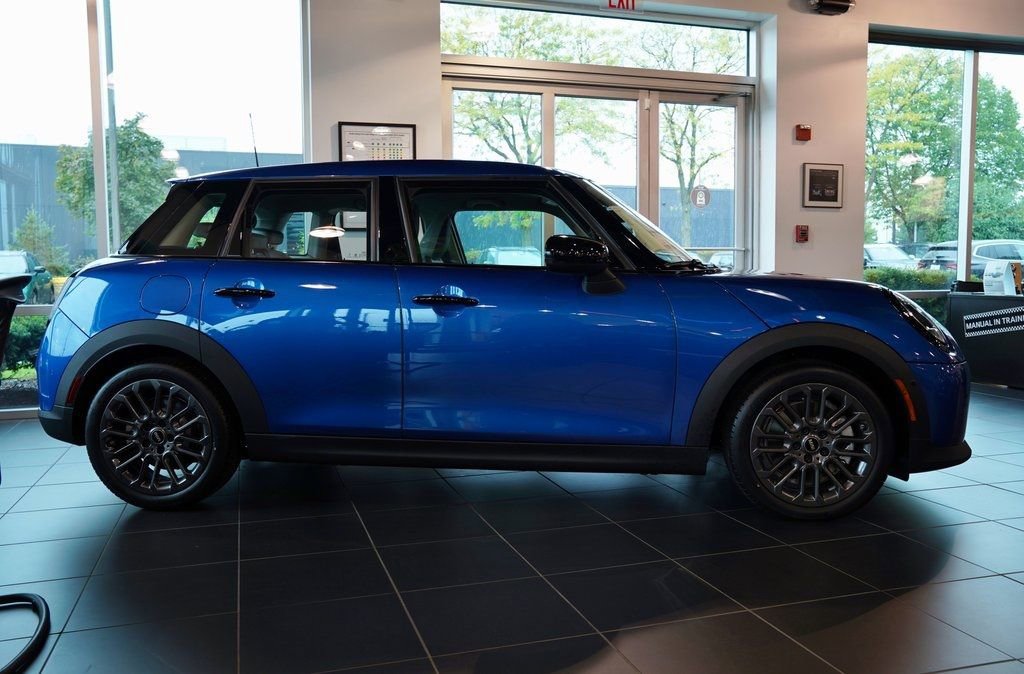 Used 2025 MINI Cooper S image 6