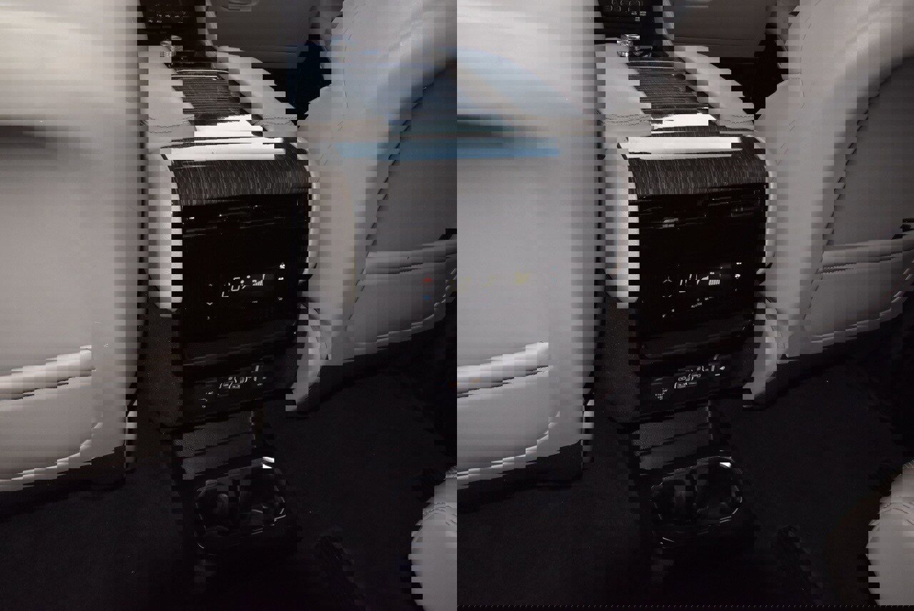 Used 2022 Jeep Wagoneer Series III w/ Premium Group I image 20