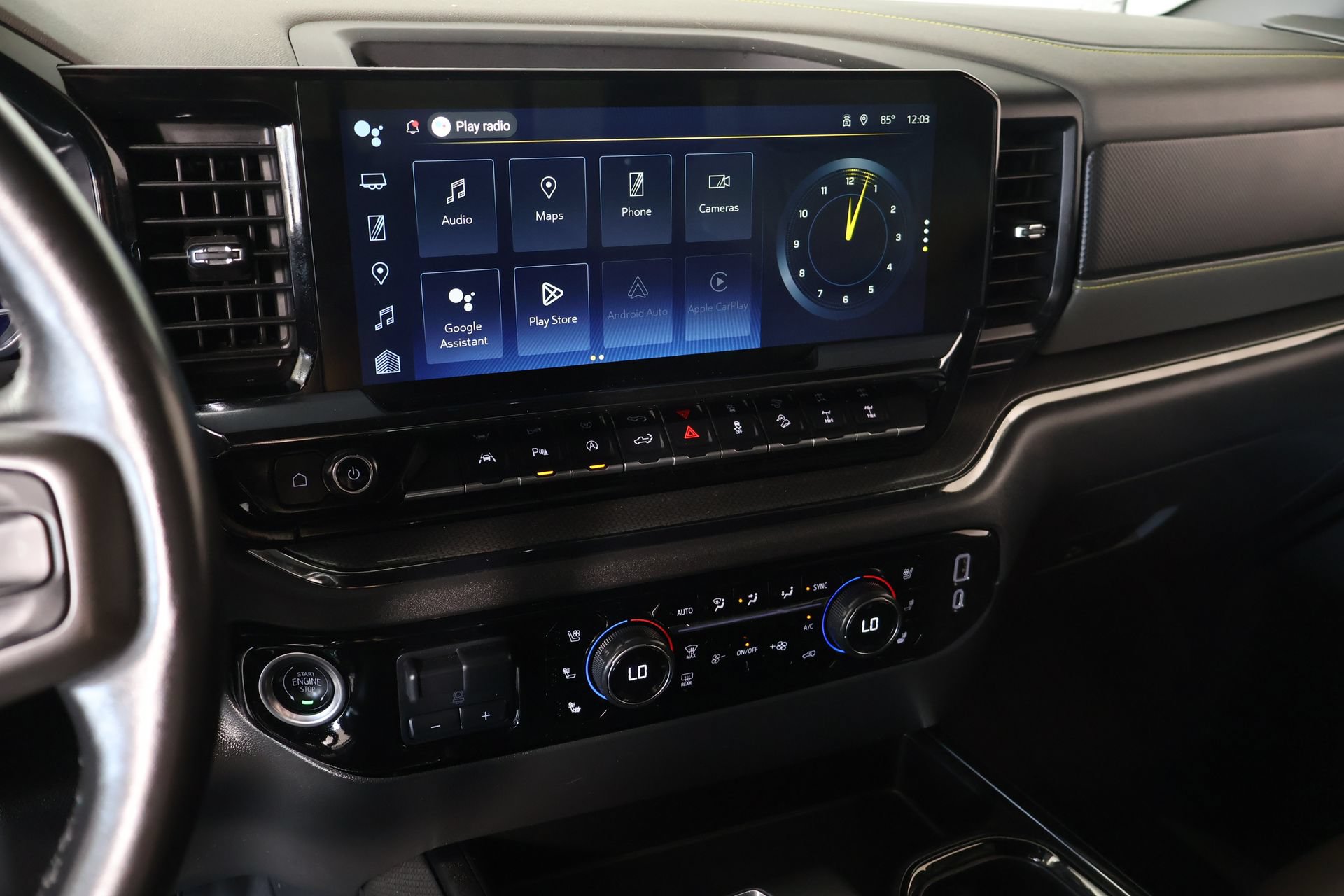 Used 2022 Chevrolet Silverado 1500 ZR2 w/ Technology Package AWD/4WD image 5