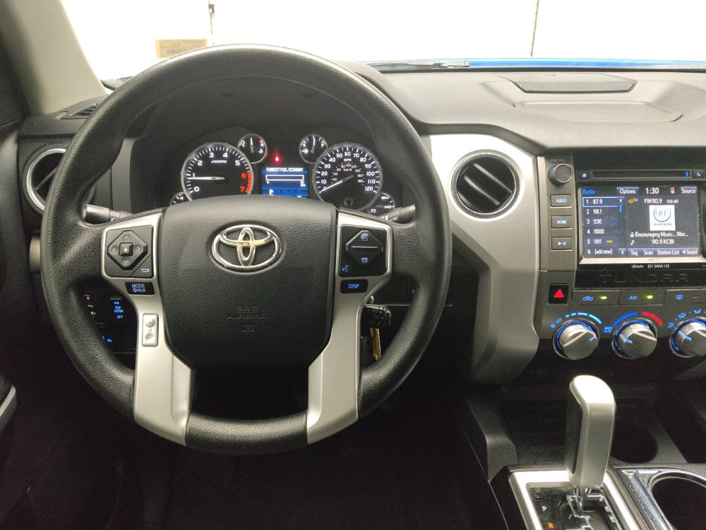 Used 2017 Toyota Tundra SR5 w/ SR5 Upgrade Package RWD image 22