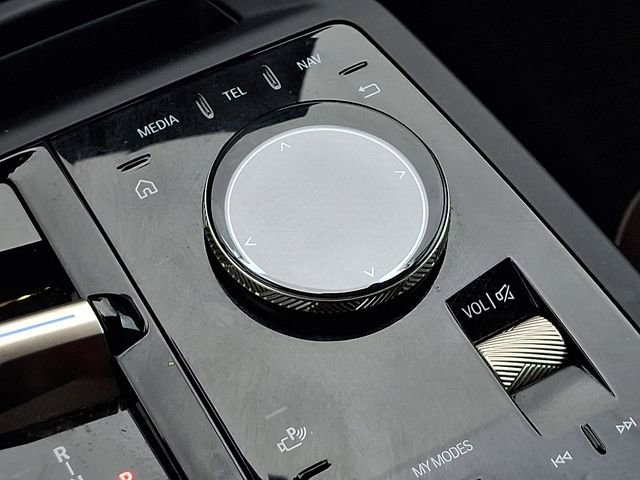 Used 2024 BMW iX xDrive50 w/ Premium Package image 30