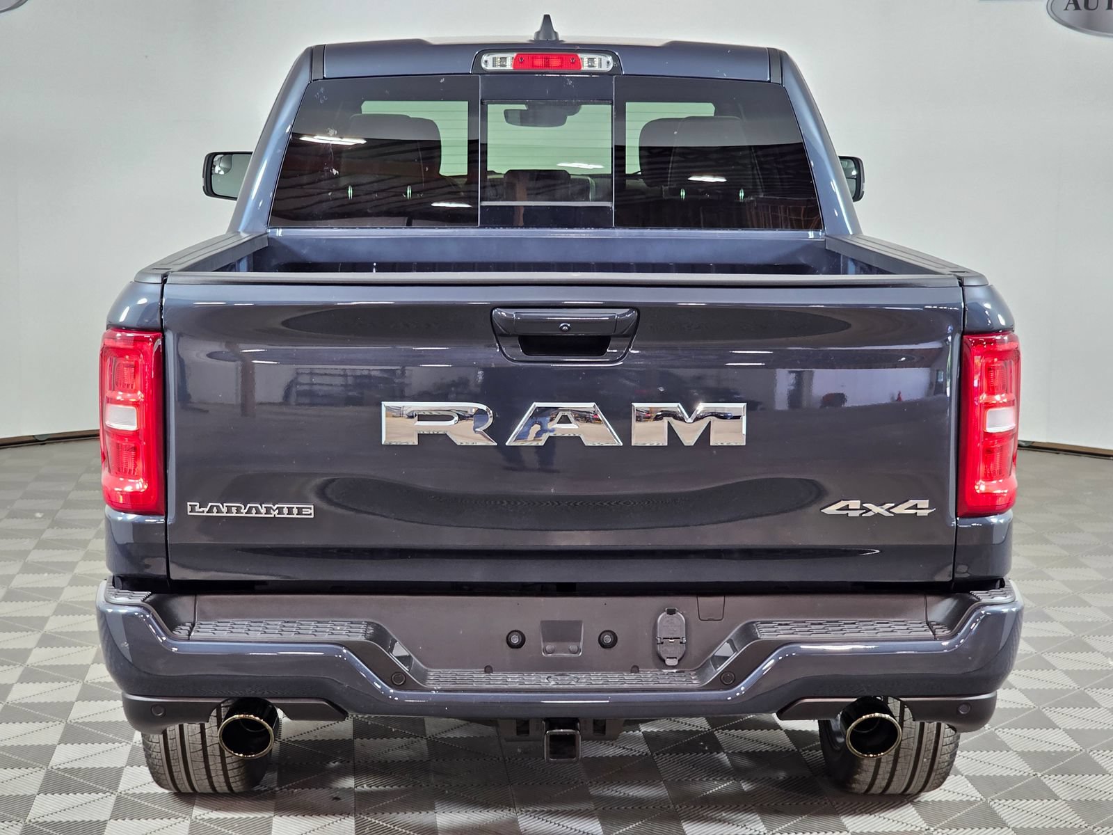 New 2026 RAM 1500 Laramie AWD/4WD image 29