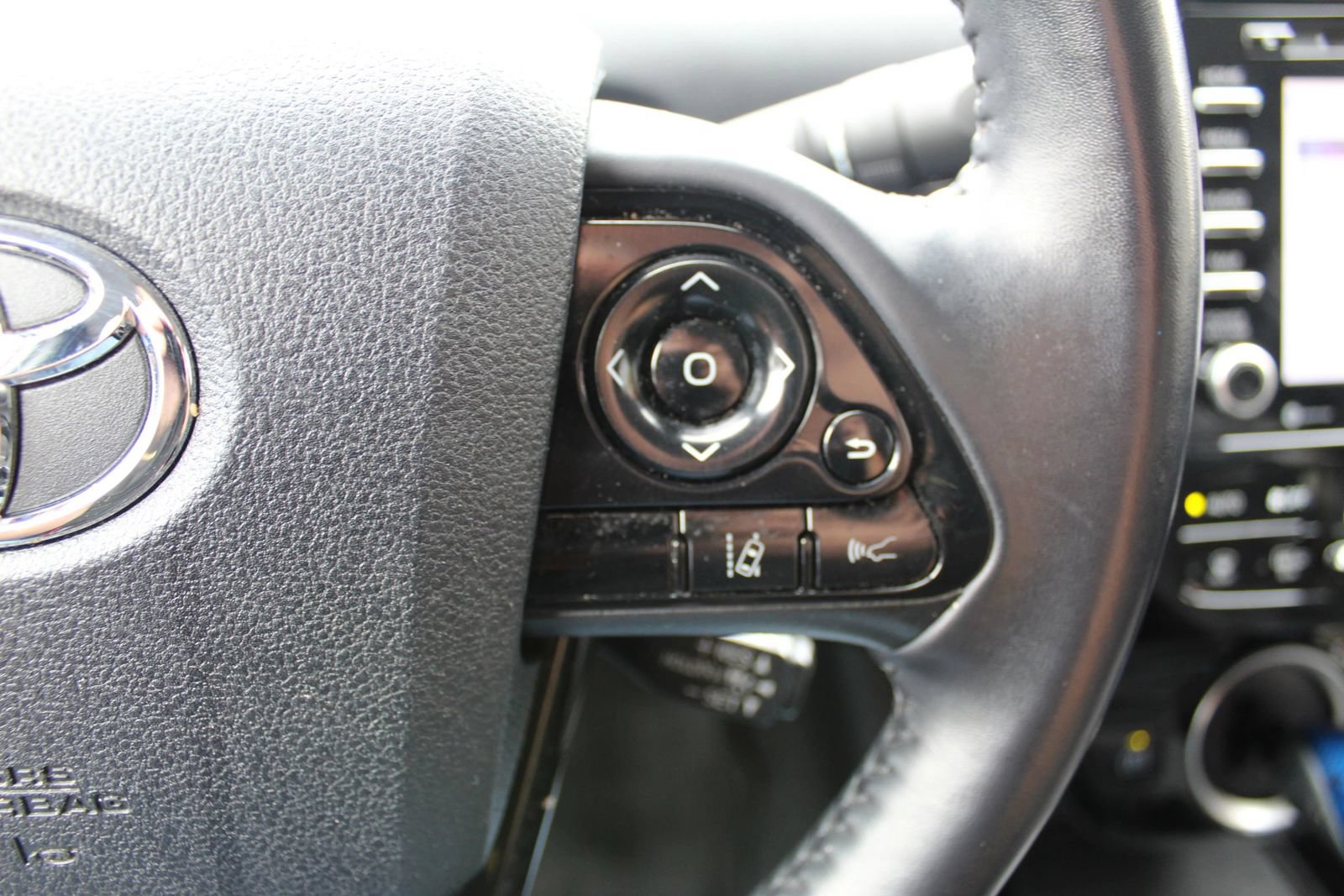 Used 2020 Toyota Prius Prime LE FWD image 16