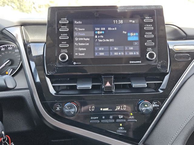 Used 2024 Toyota Camry SE image 14