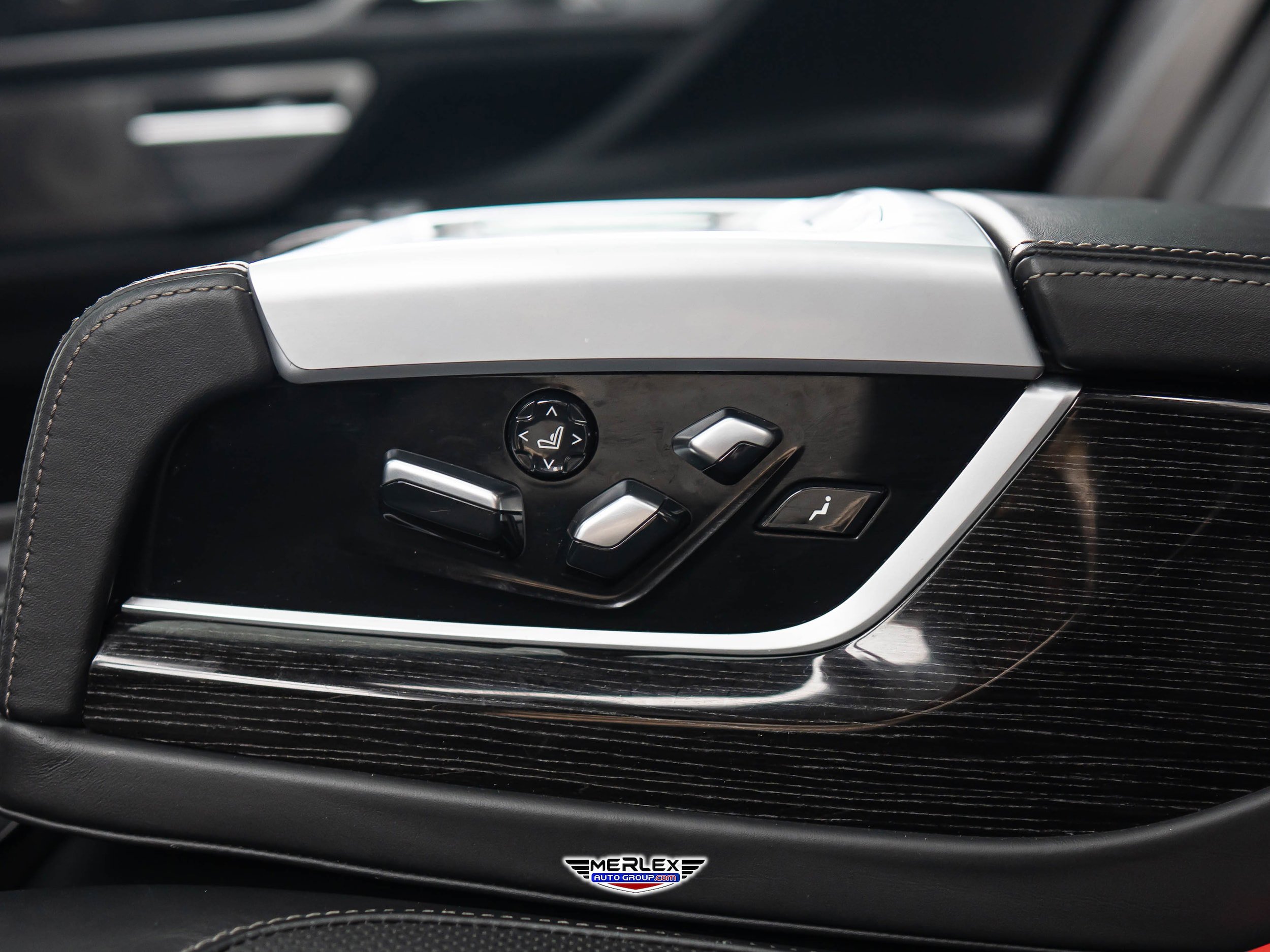 Used 2019 BMW 750i xDrive image 26