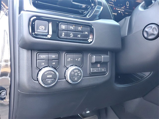 New 2026 GMC Yukon AT4 w/ AT4 Premium Plus Package image 14