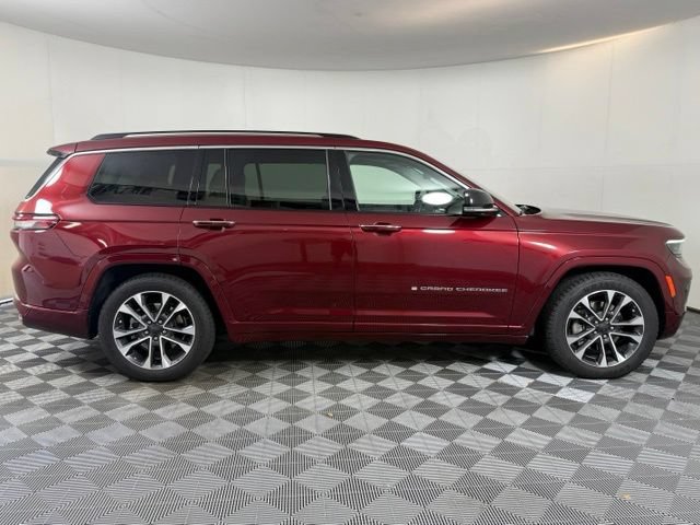 Used 2022 Jeep Grand Cherokee L Overland w/ Luxury Tech Group IV AWD/4WD image 9