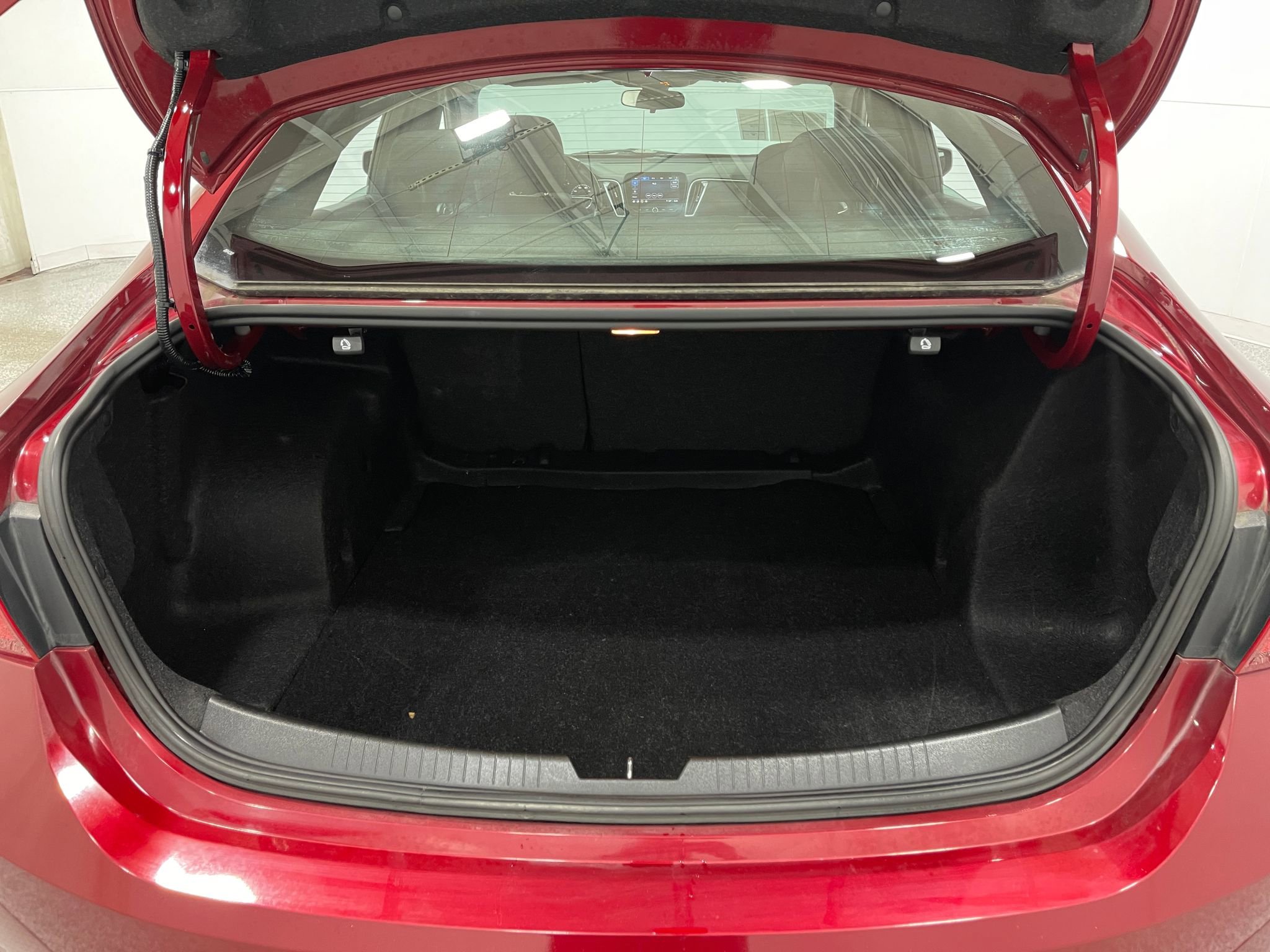 Used 2021 Chevrolet Malibu RS image 24