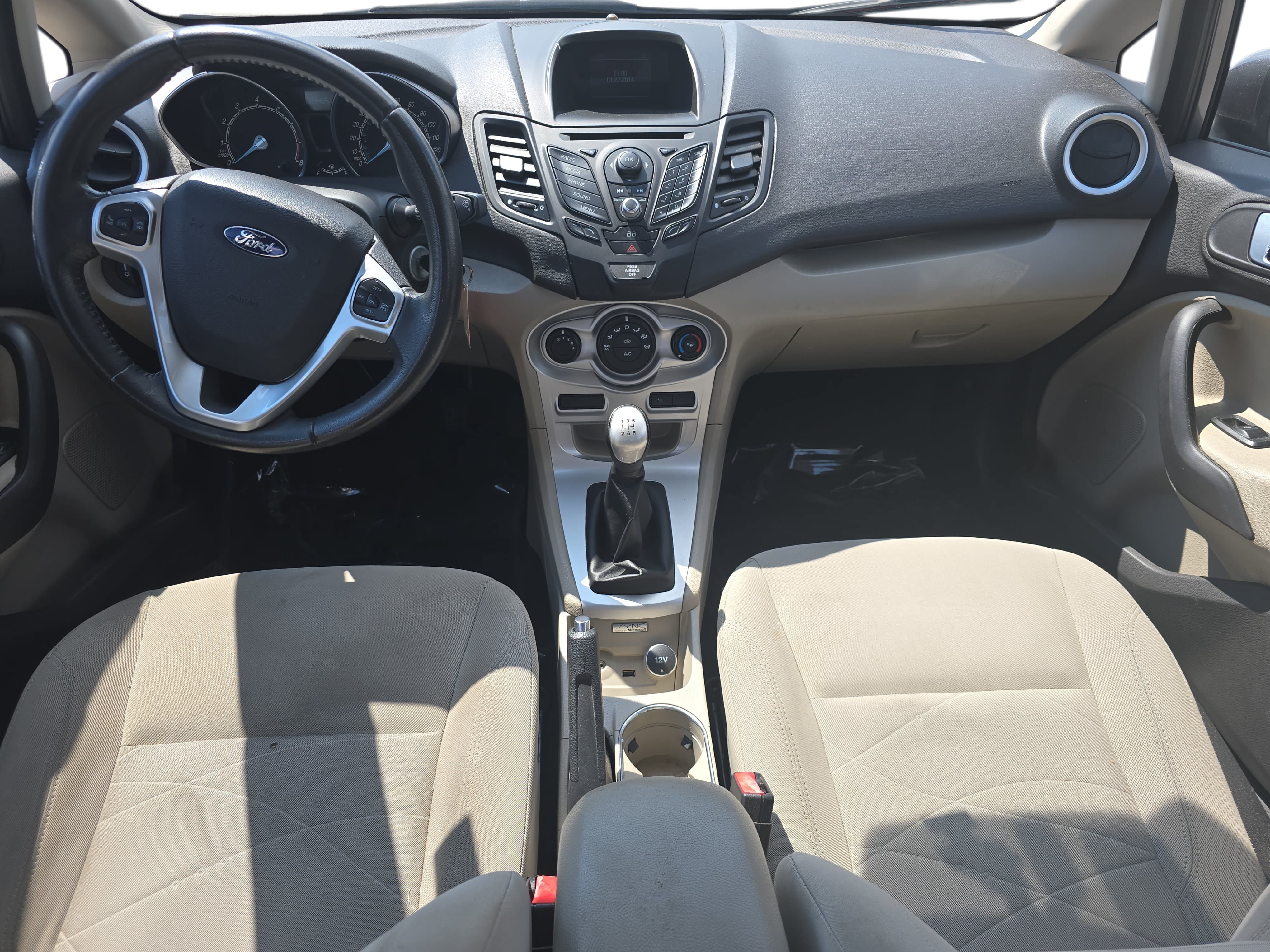 Used 2014 Ford Fiesta SE FWD image 9