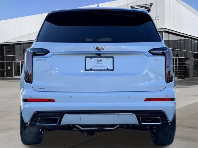 New 2024 Cadillac XT6 Sport w/ LPO, ONYX Package image 5