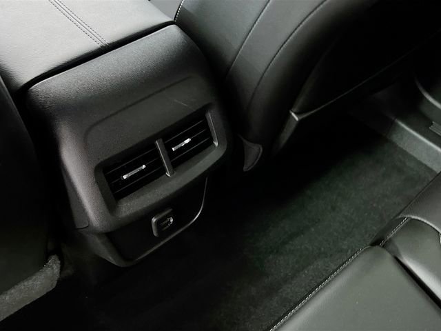 Used 2022 GMC Terrain SLT w/ Infotainment Package II image 26